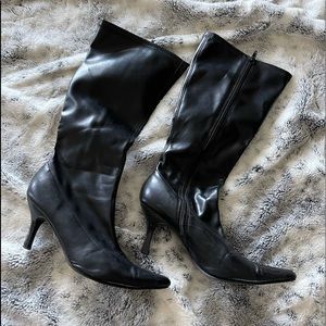 Women’s heeled boots